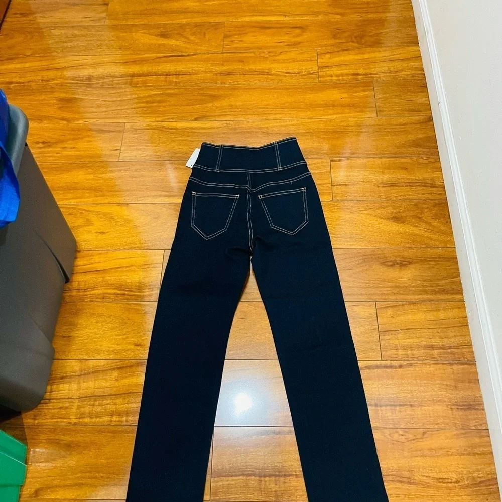 NWT JOIE woman jeans - Picture 2 of 4
